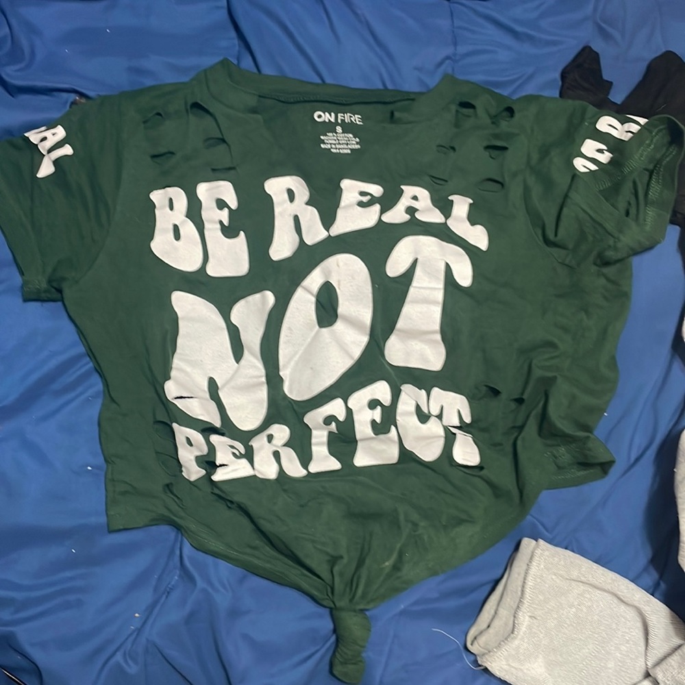 Size small, I’ve only worn it once